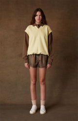 V NECK VEST CANARY