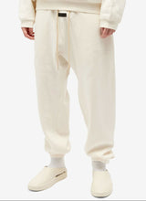 CLASSIC SWEATPANT - SHELL