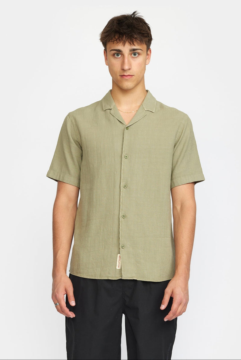 SHORT-SLEEVED CUBAN LIGHT GREEN