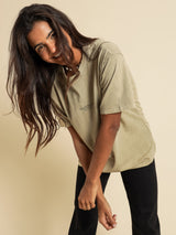 ESTABLISHED MERCH FIT TEE VINTAGE KHAKI