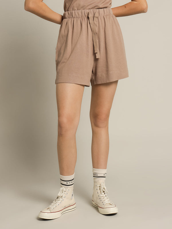 HEMP FIELD SHORT YAK