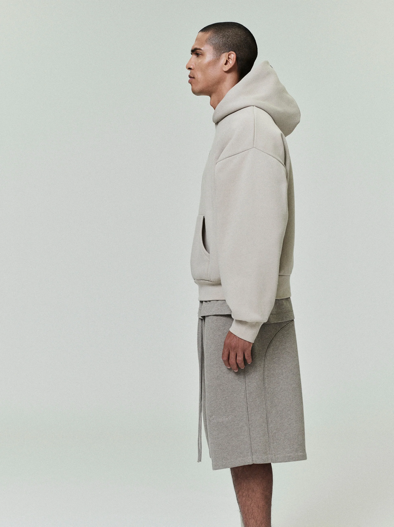 CLASSIC FIT FLEECE HOODIE - TIMBER