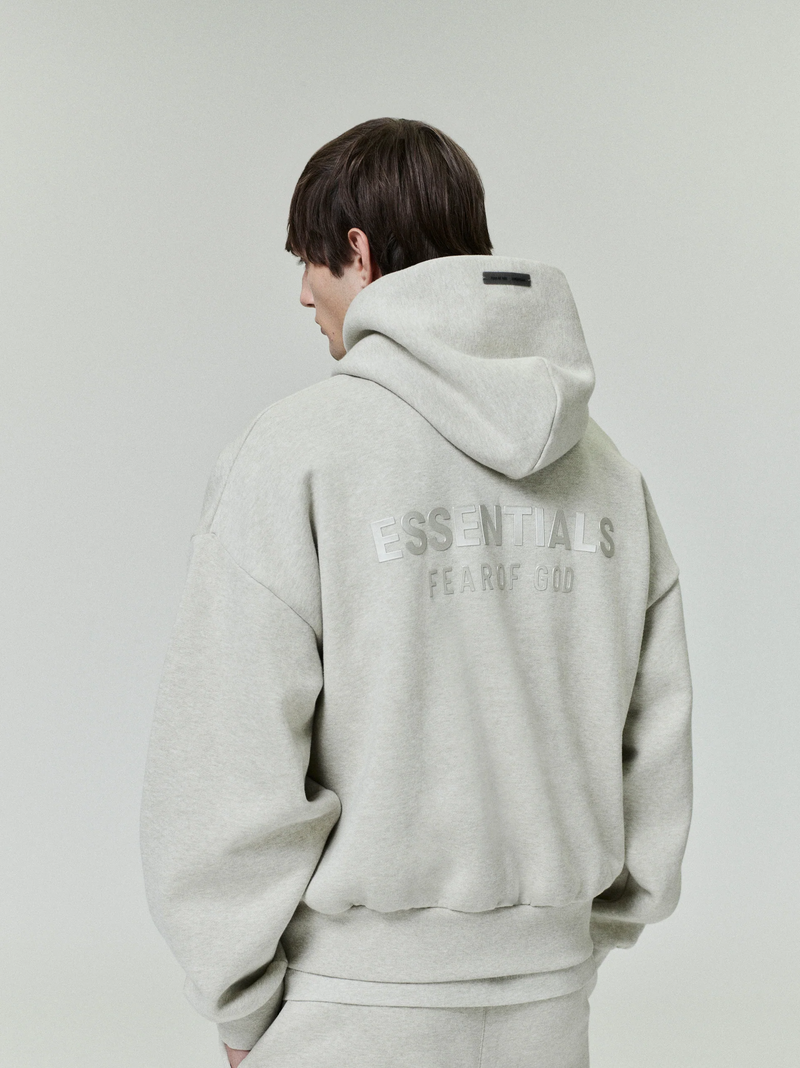 CLASSIC FIT FLEECE HOODIE - HEATHER STONE