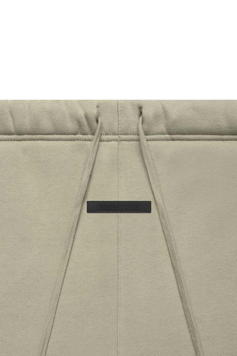 ESSENTIALS SWEATSHORT - PISTACHIO