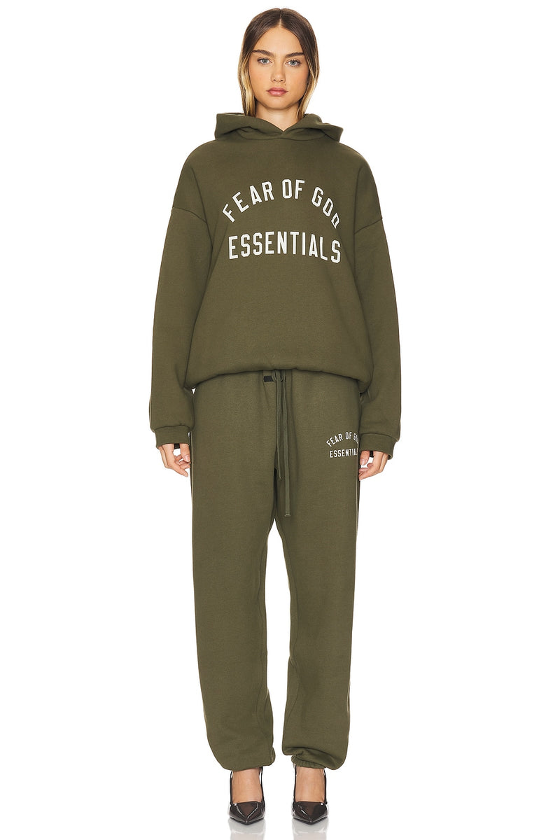 FLEECE ESSENTIAL SWEATPANT - MILITARY