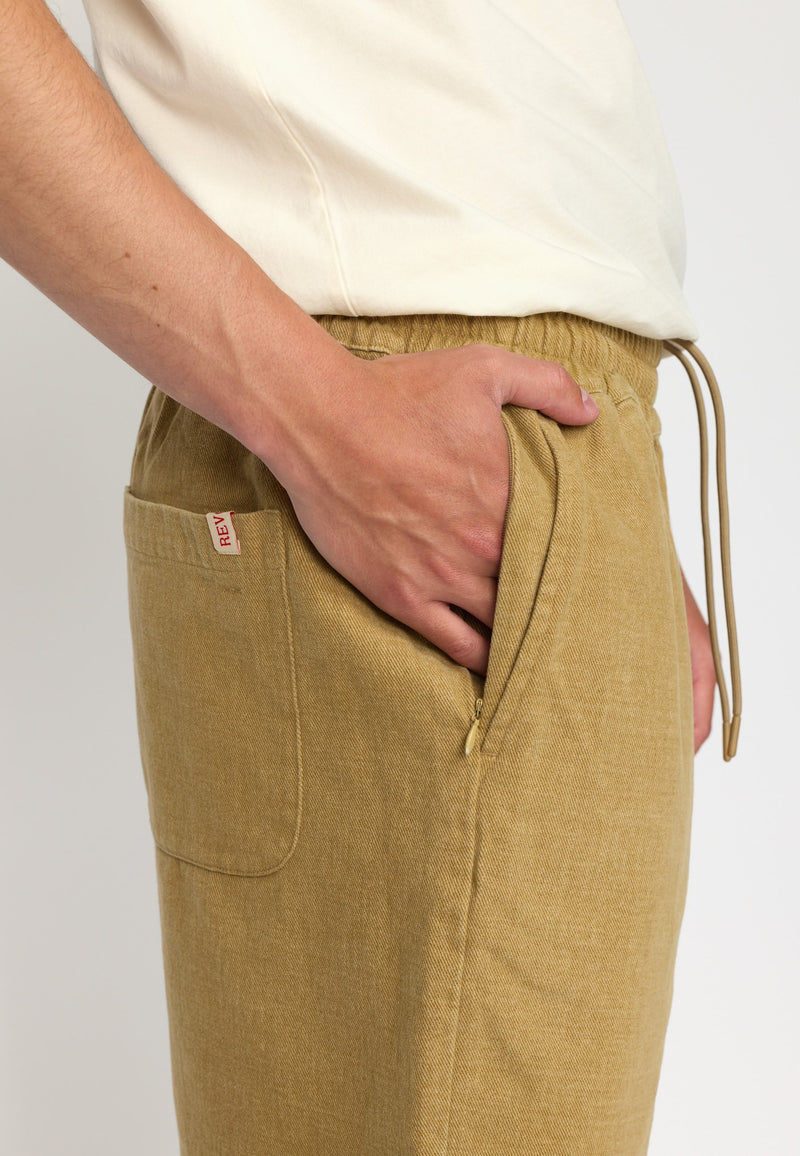 LONG CASUAL SHORTS LIGHT BROWN