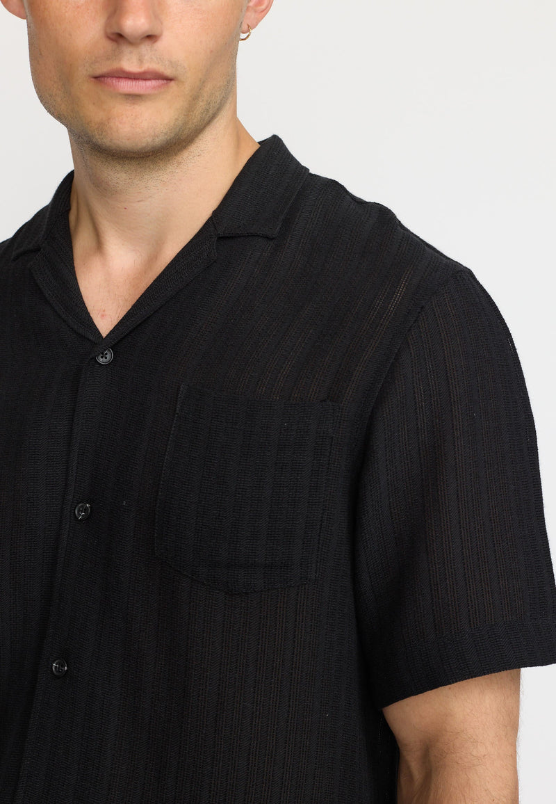 SHORT-SLEEVED CUBAN BLACK