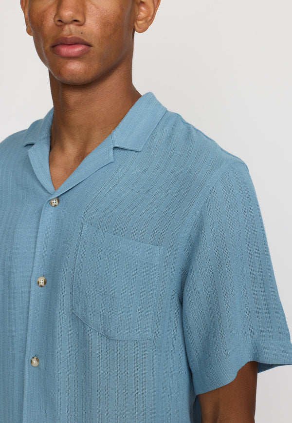 SHORT-SLEEVED CUBAN BLUE