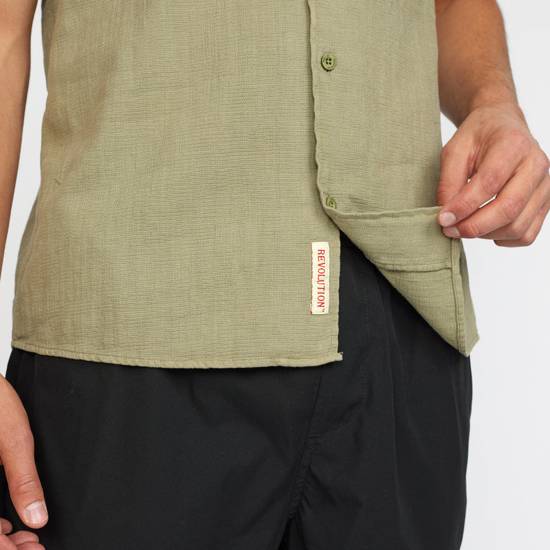 SHORT-SLEEVED CUBAN LIGHT GREEN
