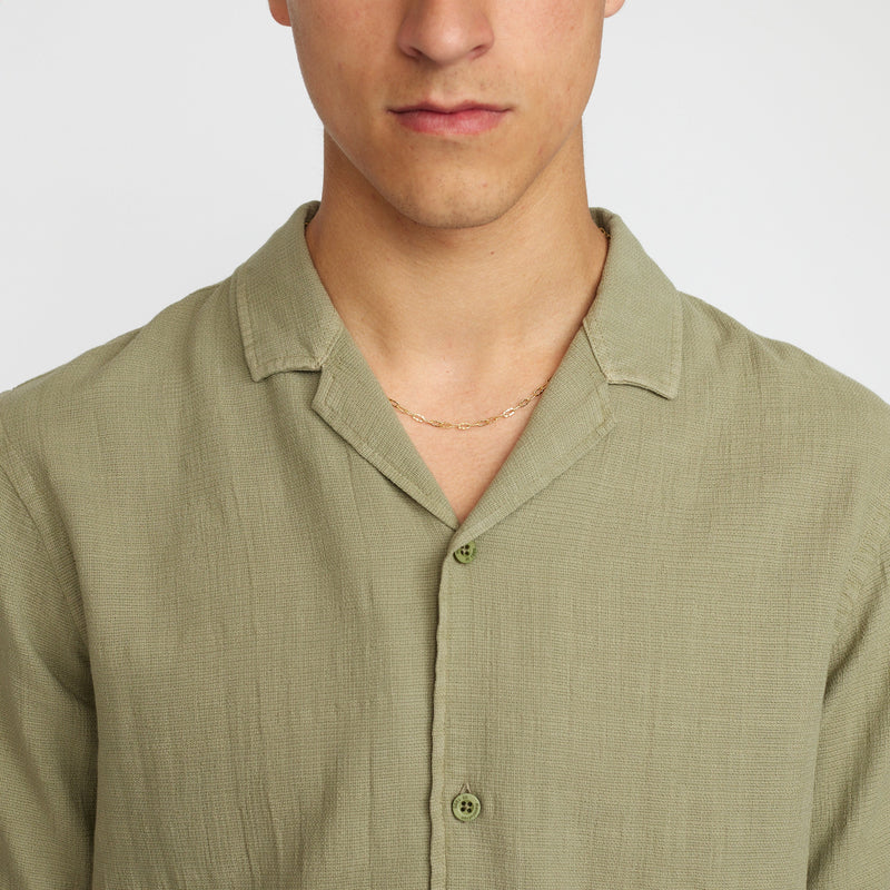 SHORT-SLEEVED CUBAN LIGHT GREEN