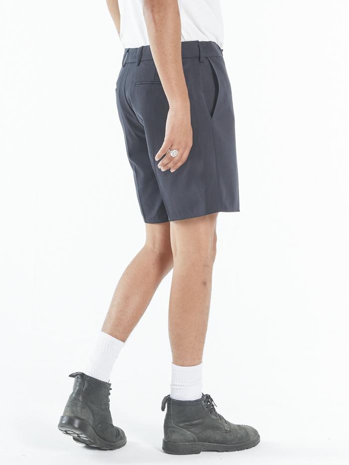 PUB SHORT-DARK NAVY