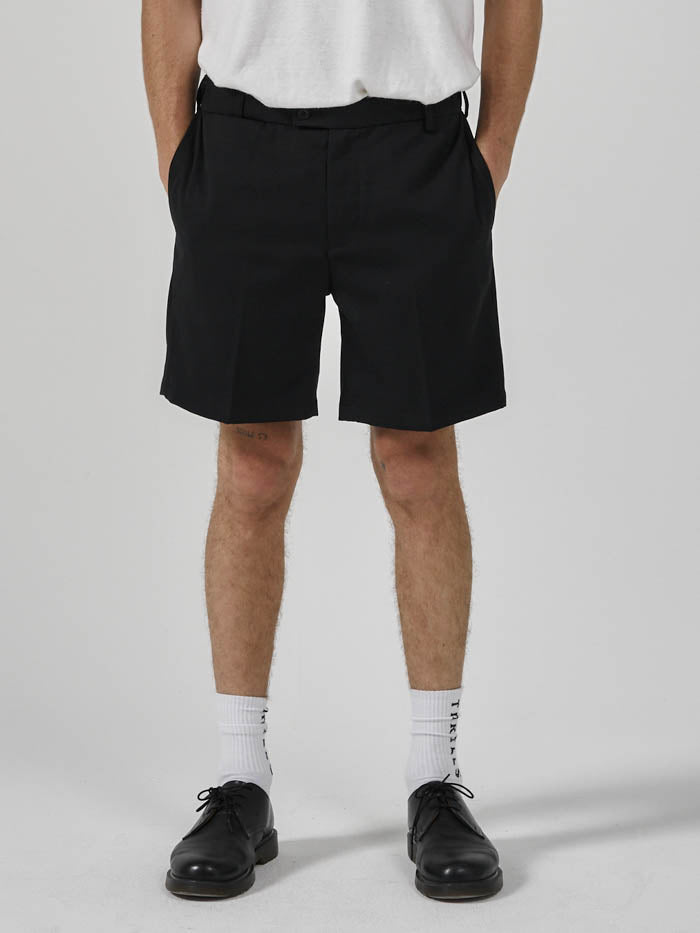 PUB SHORT-MERCH BLACK