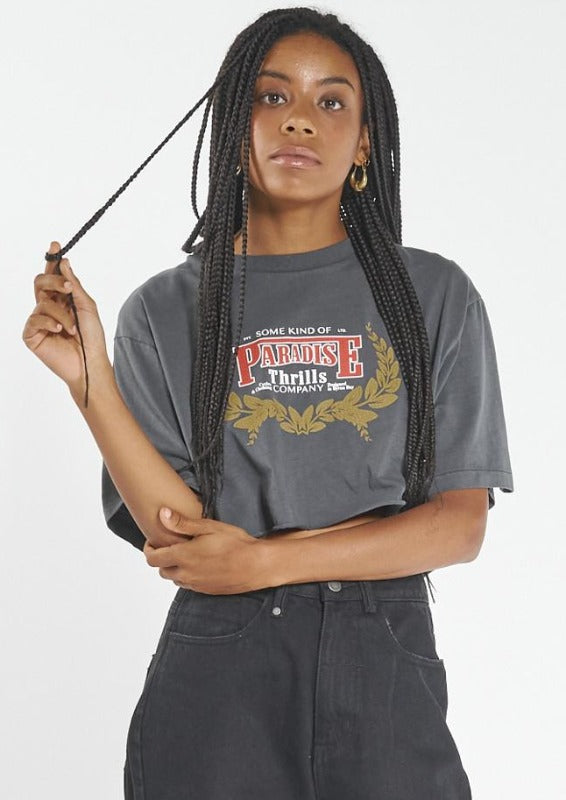 SPEED WREATH LS MERCH CROP TEE MERCH BLACK